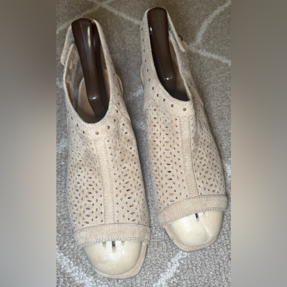 White mountain Elegant Beige Women's Peep-Toe Shoes
